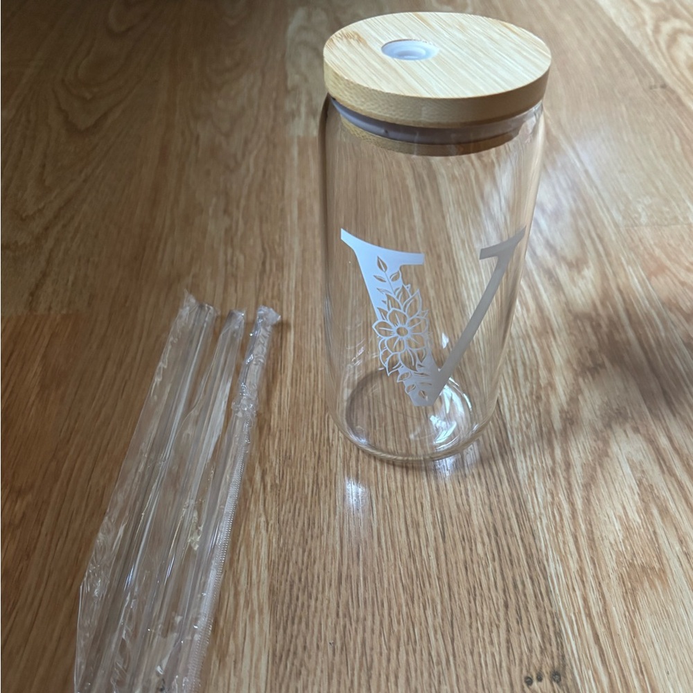 Monogram V Glass Cup with Bamboo Lid